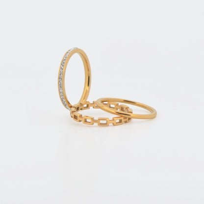 Wasserfestes Edelstahl Ring Set in Goldfarbe mit drei filigranen Ringen