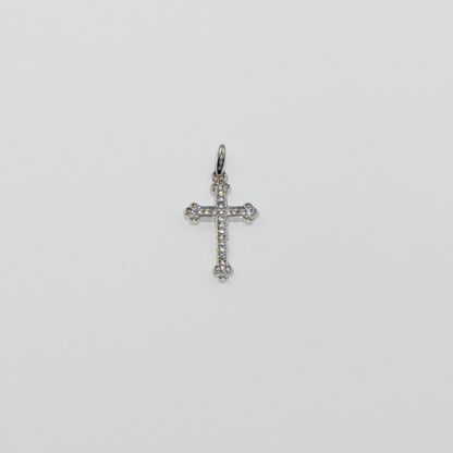 Vintage Kreuz Anhänger aus Silber 925 mit weißen Zirkonia-Steinen im eleganten und klassischen Design.