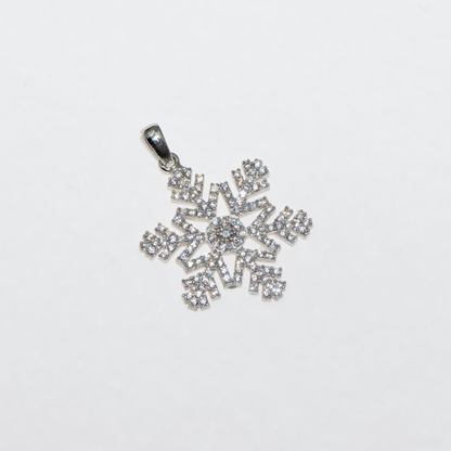 Schneeflöckli Silber Anhänger aus Silber 925 mit weissen Zirkonia und Rhodinierung von Everyday Schmuck