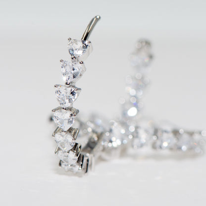 Elegante Damen Creolen aus echtem Silber 925 mit Inside-Out Herz Zirkonia Design und glamourösem Glanz | Everyday Schmuck