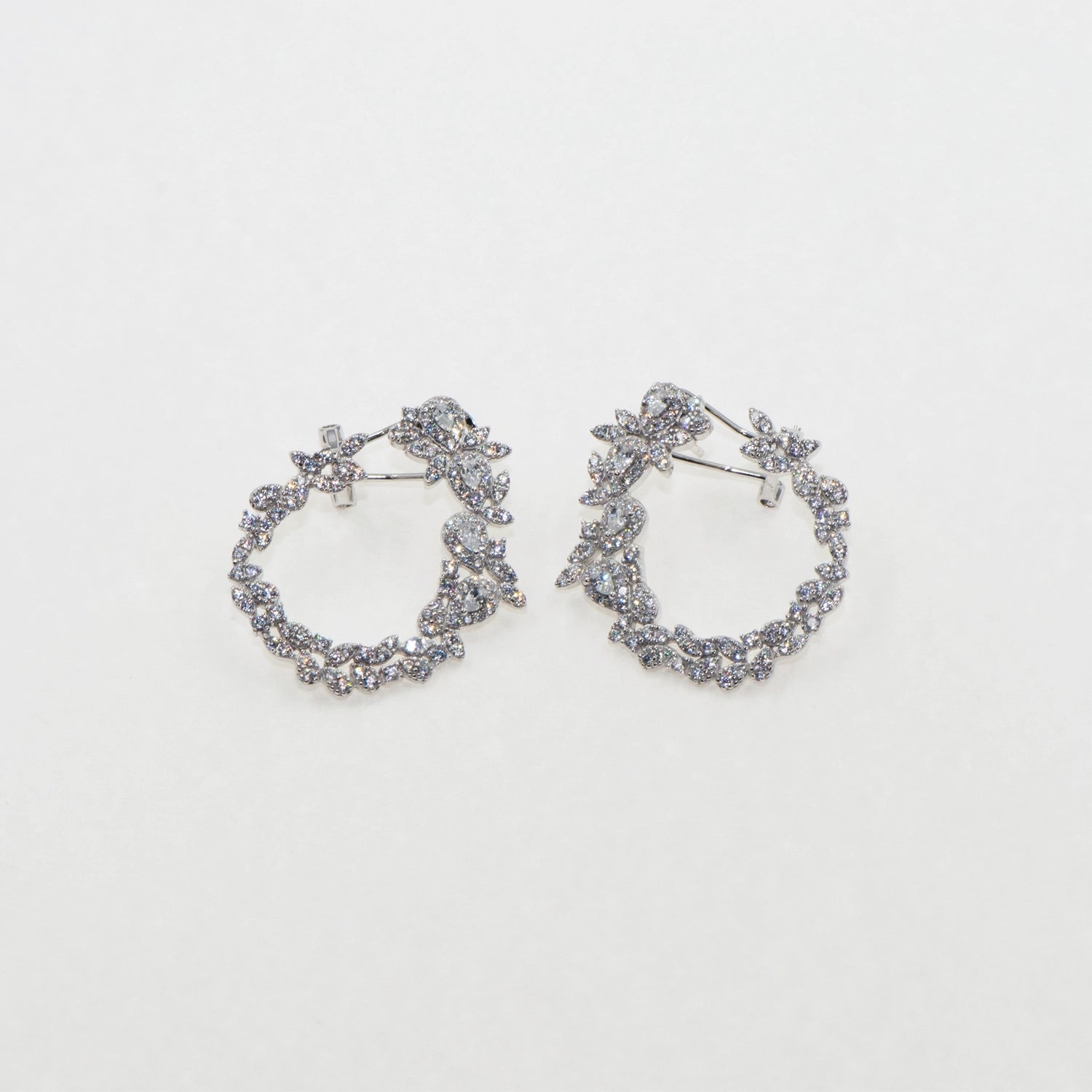 Elegante Damen Ohrhänger aus echtem Silber 925 mit luxuriösem Zirkonia Design und modernem Clipverschluss | Everyday Schmuck