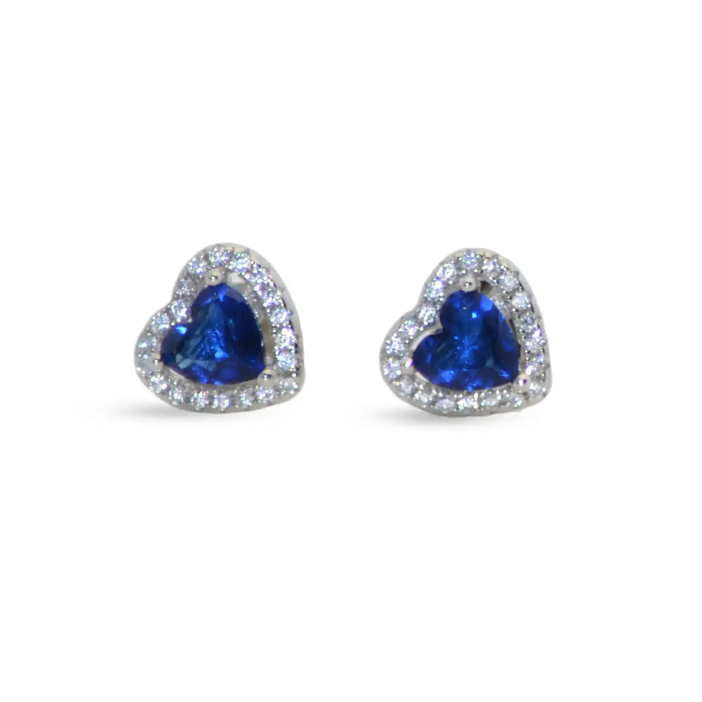 Saphirblaue Herz Ohrstecker aus Silber 925 mit funkelnden Zirkonia und romantischer Ausstrahlung | Everyday Schmuck