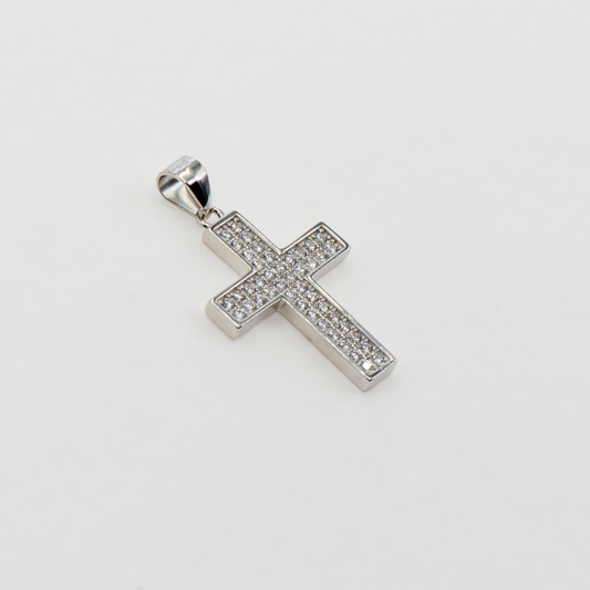 Breiter Kreuz Anhänger aus Silber 925 mit weißen Zirkonia-Steinen und rhodinierter Oberfläche für Damen und Herren.