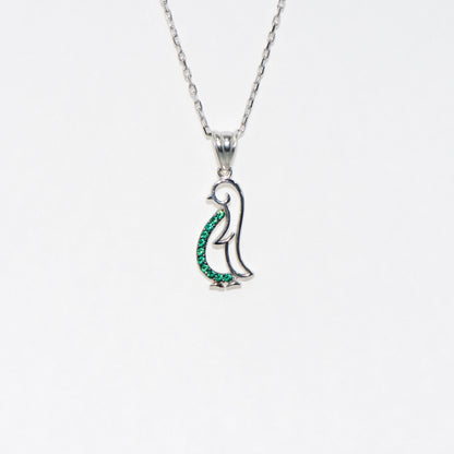 Collier mit Pinguin-Anhänger aus 925 Silber mit grünem Zirkonia für Damen und herren