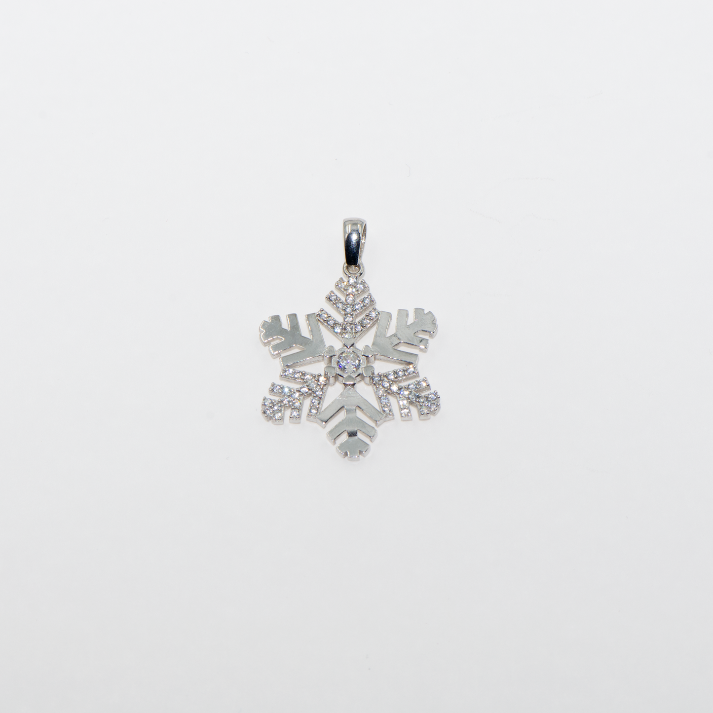 Grosse Schneeflocke Anhänger aus Silber 925 mit weissen Zirkonia von Everyday Schmuck