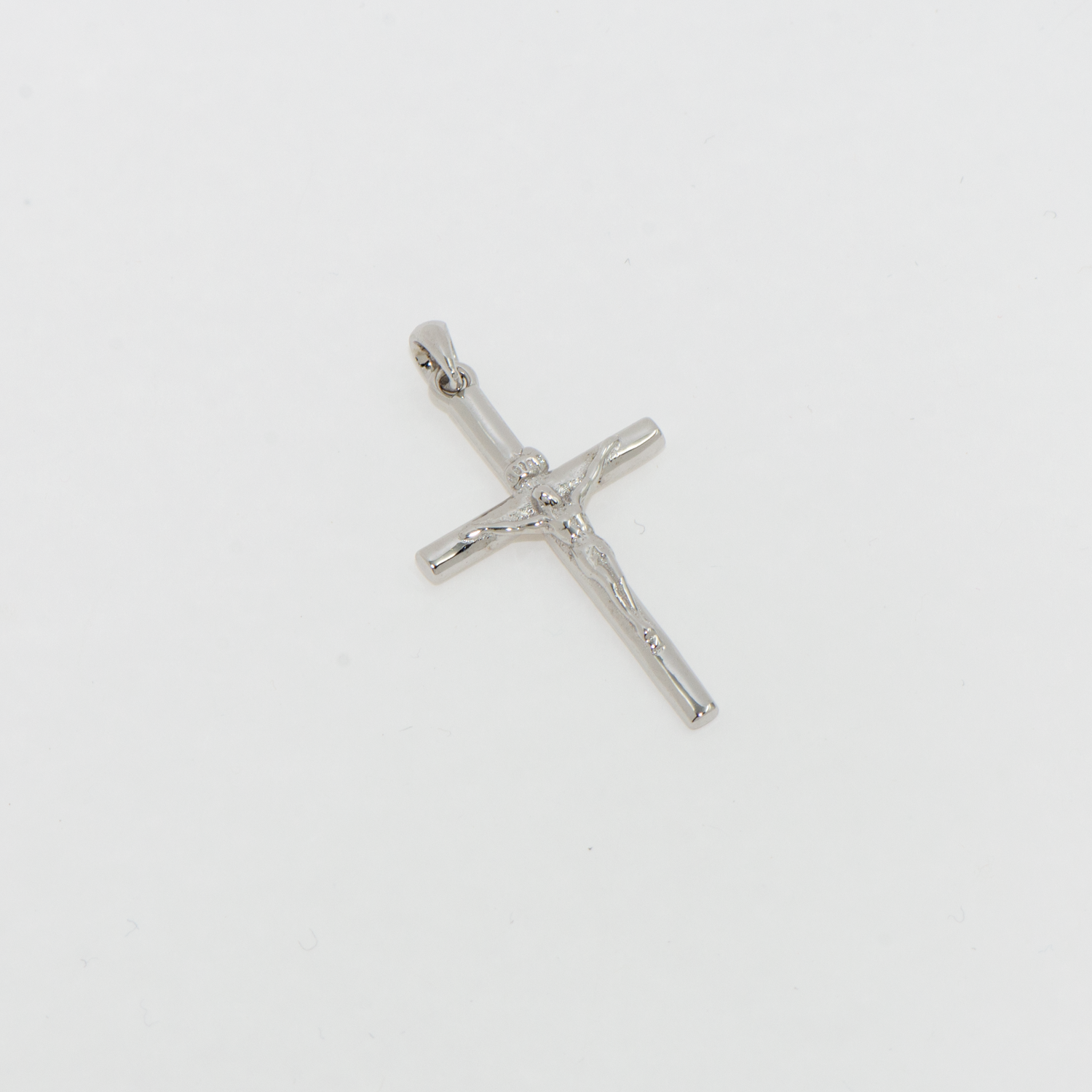 Grosser rhodinierter Kreuz Anhänger aus Silber 925 für Damen und Herren im klassischen und eleganten Design.