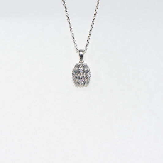 Halskette mit Oval Anhänger und Zirkonia aus 925 Silber