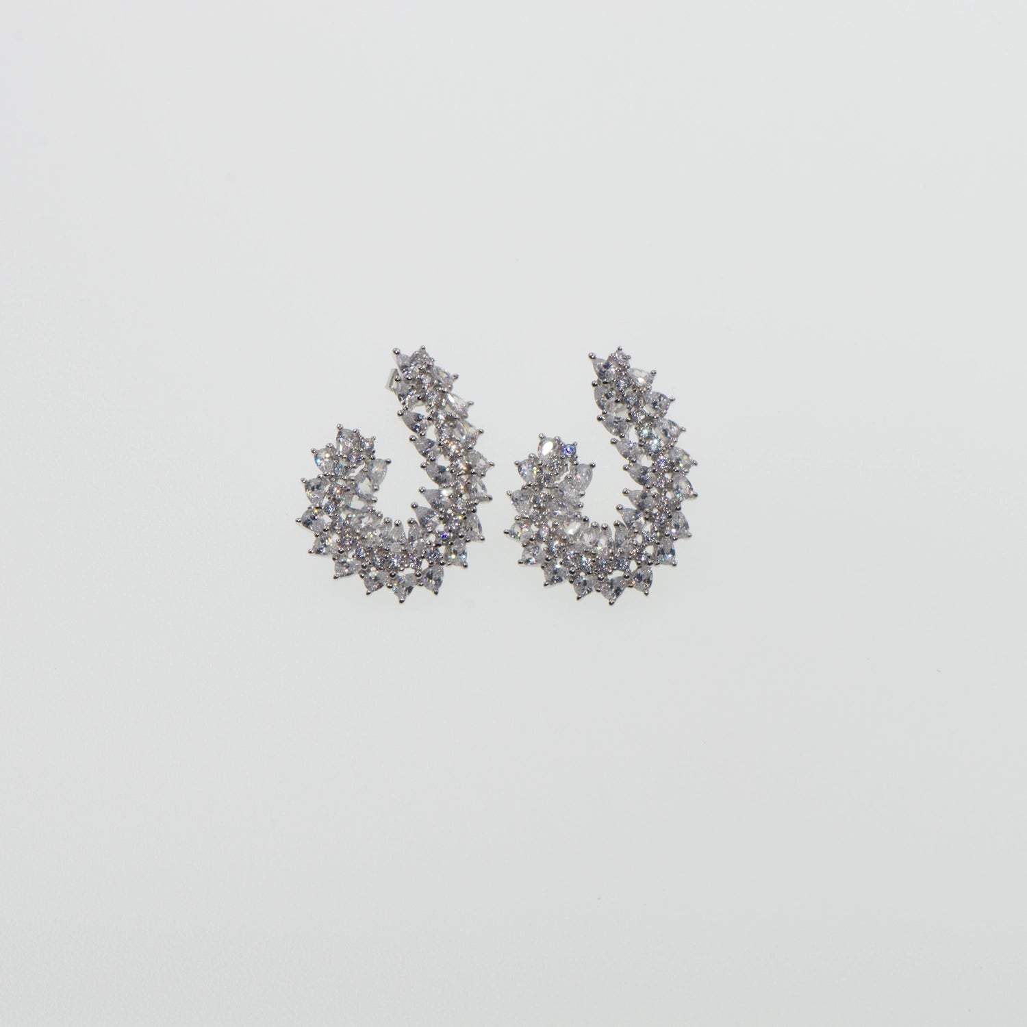 Luxuriöse Ohrstecker aus echtem Silber 925 mit funkelnden Zirkonia für elegante Abendlooks und besondere Momente | Everyday Schmuck