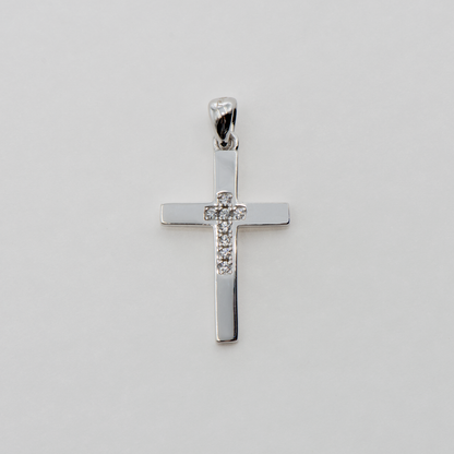 Kreuz Anhänger aus Silber 925 mit runden weißen Zirkonia-Steinen und rhodinierter Oberfläche für Damen und Herren.