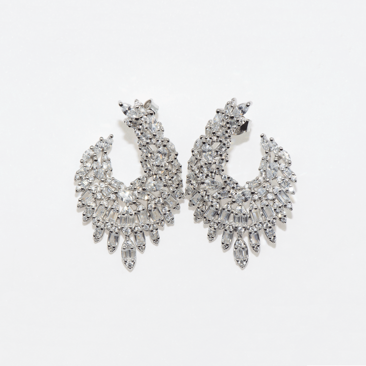 Moderne Damen Ohrstecker aus echtem Silber 925 mit glamourösen Zirkonia im Brillantschliff | Everyday Schmuck