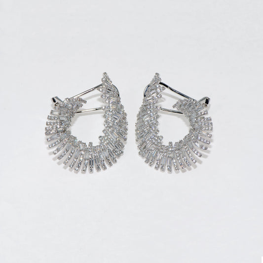 Exklusive Damen Ohrclips aus echtem Silber 925 mit elegantem Baguette Zirkonia Design | Everyday Schmuck